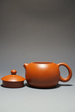 Load image into Gallery viewer, Fully Handmade Zhuni Xishi Yixing Teapot by Fan Yayun 全手工范亚云极品朱泥西施 140ml
