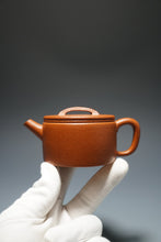 Load image into Gallery viewer, Fully Handmade Red Jiangponi Hanwa Yixing Teapot by Hu Manshan 胡漫山纯红降坡泥汉瓦 150ml
