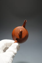 Load image into Gallery viewer, Fully Handmade Zhuni Zhuyin Yixing Teapot by Yu Bo 全手工余波朱泥竹隐 120ml
