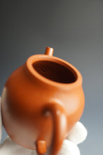 Load image into Gallery viewer, Fully Handmade Zhuni Puyuan Yixing Teapot by Fan Yayun 全手工范亚云朱泥朴圆 190ml
