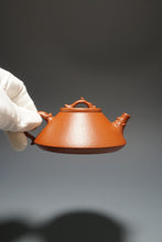 Load image into Gallery viewer, Fully Handmade Zhuni Soaring Dragon Yixing Teapot by Pan Qiyuan 全手工潘器园极品朱泥龙行天下 140ml
