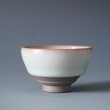 Load image into Gallery viewer, 90ml Ltd. Ed. Shan Kilns Ruyao FangHua Hanlu Teacup no.3 善窑汝窑芳华杯

