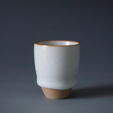 Load image into Gallery viewer, 55ml Shan Kilns Dripping Moon White Ruyao Tall Teacup 善窑汝窑月白流釉杯
