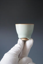 Load image into Gallery viewer, 65ml Shan Kilns Dripping Azure Ruyao Tall Teacup 善窑汝窑天青流釉杯
