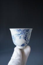 Load image into Gallery viewer, 90ml Qinghua Plum Blossoms Porcelain Teacup by KuangShi 青花匡石梅花清影杯
