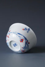 Load image into Gallery viewer, 85ml Qinghua Birds and Flowers Bringing Spring Porcelain Teacup by KuangShi 青花匡石手绘花鸟开春杯
