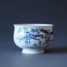 Load image into Gallery viewer, 80ml Qinghua Hometown Courtyard Porcelain Teacup by KuangShi 青花匡石故乡庭院杯

