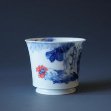 Load image into Gallery viewer, 90ml Qinghua Rooster Porcelain Teacup by KuangShi 青花匡石荫满中庭杯

