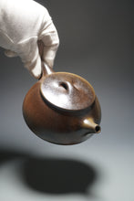 Load image into Gallery viewer, Wood Fired Lao Zini from Huanglong Shan No.5 Mine Manpiao Yixing Teapot 柴烧老紫泥满瓢 430ml
