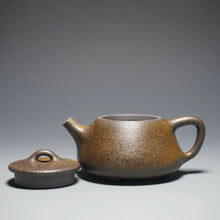 Load image into Gallery viewer, Wood Fired Dicaoqing Shipiao Yixing Teapot 柴烧底槽清平盖石瓢 115ml
