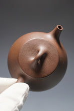 Load image into Gallery viewer, PRE-ORDER: Handpicked TianQingNi Little Pinggai Shipiao Yixing Teapot 天青泥平盖石瓢 115ml
