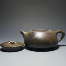 Load image into Gallery viewer, Wood Fired No.4 Mine Lao Zini Big Manpiao Teapot 四号井紫泥柴烧满瓢 440ml
