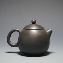 Load image into Gallery viewer, Grey 125ml Dragon Egg Nixing Teapot by Li Wenxin 李文新坭兴龙蛋壶 (深）
