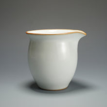 Load image into Gallery viewer, Moon White Ruyao Fair Cup 汝窑月白公道杯 225ml
