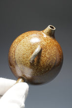 Load image into Gallery viewer, Wood Fired Ringlid Xishi Nixing Teapot No.3 by Li Wenxin 李文新柴烧坭兴壶 135ml
