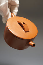 Load image into Gallery viewer, Fully Handmade Zhuni Hanwa Teapot by Tan Defang 全手工谭德芳极品朱泥汉瓦 170ml
