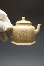 Load image into Gallery viewer, Fully Handmade Pear Skin Benshan Duanni Hexagon Xiaojinzhong Teapot with carvings by Liu Wei 全手工刘伟梨皮本山段六方小金钟 110ml
