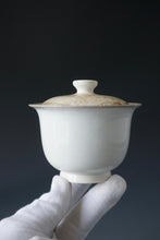 Load image into Gallery viewer, Wood Fired Jingdezhen Stoneware Gaiwan 180ml
