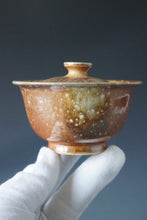 Load image into Gallery viewer, Wood Fired Jingdezhen Stoneware Gaiwan 125ml

