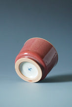 Load image into Gallery viewer, Red Ruyao Yuantong Teacup by Shan Kilns 善窑汝窑霁红圆筒杯 85ml
