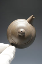 Load image into Gallery viewer, Qingduan Julun Yixing Teapot 青段巨轮珠 150ml
