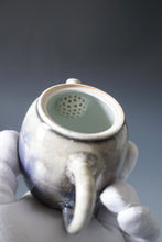Load image into Gallery viewer, Jingdezhen Purple Glazed Stoneware Teapot 景德镇彩釉茶壶 150ml
