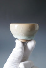 Load image into Gallery viewer, 85ml Ltd. Ed. Shan Kilns Ruyao FangHua Teacup 善窑汝窑芳华杯
