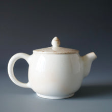 Load image into Gallery viewer, Wood Fired Jingdezhen Stoneware Teapot 柴烧茶壶 190ml
