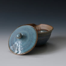 Load image into Gallery viewer, nuka shiboridashi for gonfu cha by Inge Nielsen.
