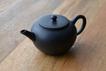 Load image into Gallery viewer, Demo Heini (Wuhui Zhuni) Yuzhenzhiwan Yixing Teapot 焐灰朱泥玉珍之玩 125ml
