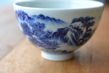 Load image into Gallery viewer, Qinghua Landscape Chicken Heart Jingdezhen Porcelain Teacup, 重工青花山水鸡心杯
