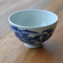 Load image into Gallery viewer, Qinghua Landscape Chicken Heart Jingdezhen Porcelain Teacup, 重工青花山水鸡心杯
