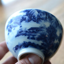 Load image into Gallery viewer, Qinghua Landscape Chicken Heart Jingdezhen Porcelain Teacup, 重工青花山水鸡心杯
