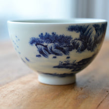Load image into Gallery viewer, Qinghua Landscape Chicken Heart Jingdezhen Porcelain Teacup, 重工青花山水鸡心杯
