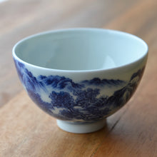 Load image into Gallery viewer, Qinghua Landscape Chicken Heart Jingdezhen Porcelain Teacup, 重工青花山水鸡心杯
