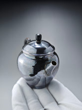 Load image into Gallery viewer, 999 Pure Silver Handmade Lianzi Hammered Teapot 全手工纯银999莲子银壶 130ml
