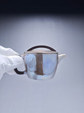 Load image into Gallery viewer, 999 Pure Silver Handmade Hanwa Teapot 全手工纯银999汉瓦壶 125ml
