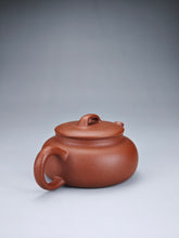 Load image into Gallery viewer, Zhuni Dahongpao Bianyu Yixing Teapot 朱泥大红袍扁玉 120ml
