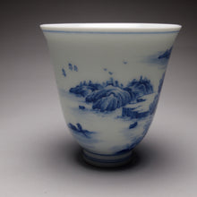 Load image into Gallery viewer, Qinghua Landscape Flower Goddess Jingdezhen Porcelain Teacup, 重工青花山水花神杯
