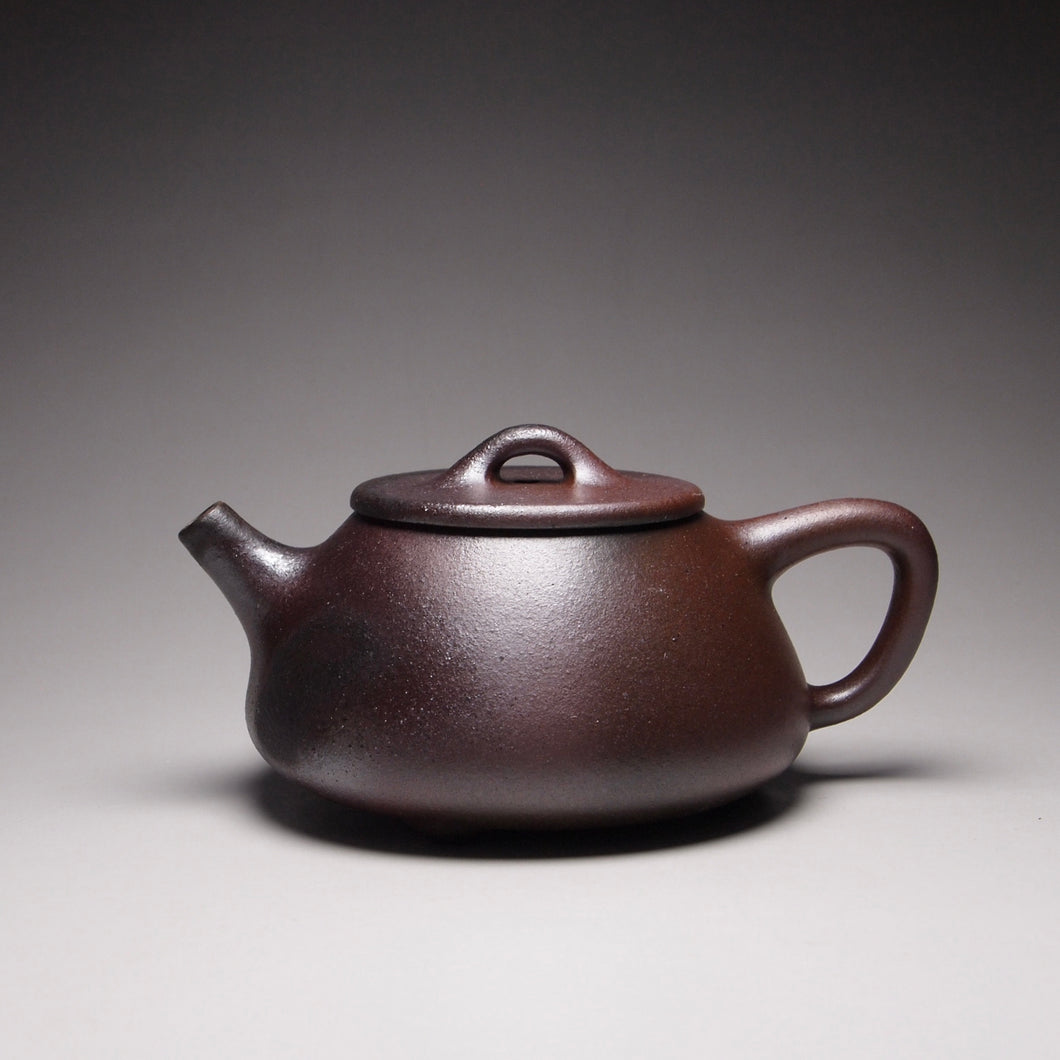 Wood Fired Shipiao Lao Zini Yixing Teapot no.2 柴烧老紫泥石瓢 110ml