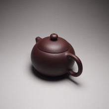 Load image into Gallery viewer, Lao Zini Xishi Yixing Teapot, 老紫泥西施,125ml
