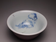Load image into Gallery viewer, 125ml Fanggu Jihong and Qinghua Cat Porcelain Teacup 青花霁红杯

