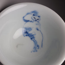 Load image into Gallery viewer, 125ml Fanggu Technique White Cat, Jihong and Qinghua Porcelain Teacup 青花霁红杯
