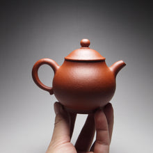 Load image into Gallery viewer, Zhuni Dahongpao Panhu Yixing Teapot, 朱泥大红袍潘壶, 130ml
