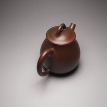 Load image into Gallery viewer, 130ml Brown Oval Nixing Teapot by Li Wenxin 李文新泥兴壶
