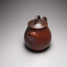 Load image into Gallery viewer, 130ml Oval Nixing Teapot with Yaobian by Li Wenxin 李文新泥兴壶
