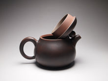 Load image into Gallery viewer, 130ml Junle Nixing Teapot by Wu Sheng Sheng 吴盛胜坭兴君乐
