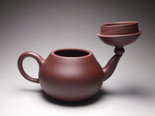 Load image into Gallery viewer, Lao Zini Pear Yixing Teapot 老紫泥梨型 150ml
