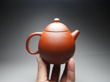 Load image into Gallery viewer, Zhuni Dahongpao Dragon Egg Yixing Teapot, 朱泥大红袍龙蛋壶, 160ml
