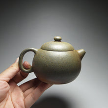 Load image into Gallery viewer, Wood Fired Huangjin Duan Xishi Yixing Teapot, 柴烧黄金段西施壶, 150ml

